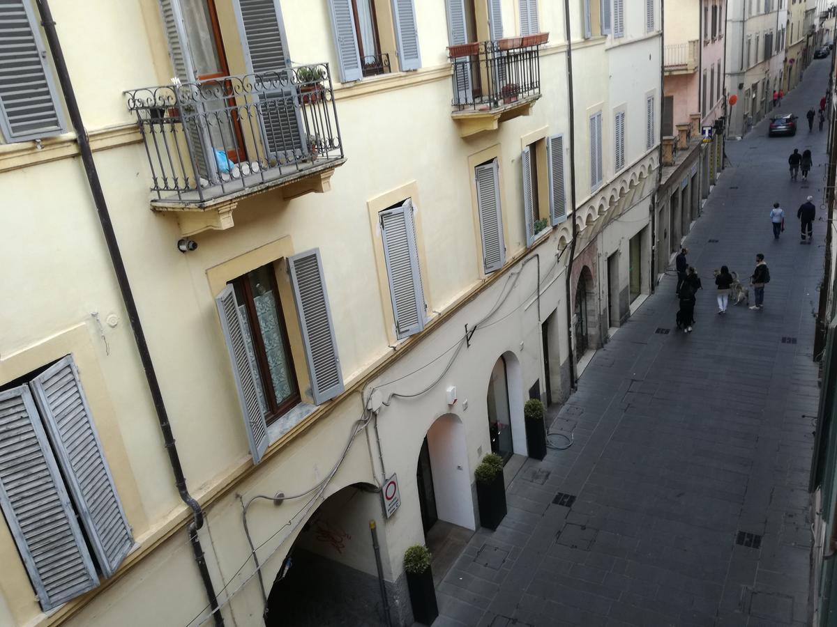 Residenza Mazzini 福利尼奥 外观 照片